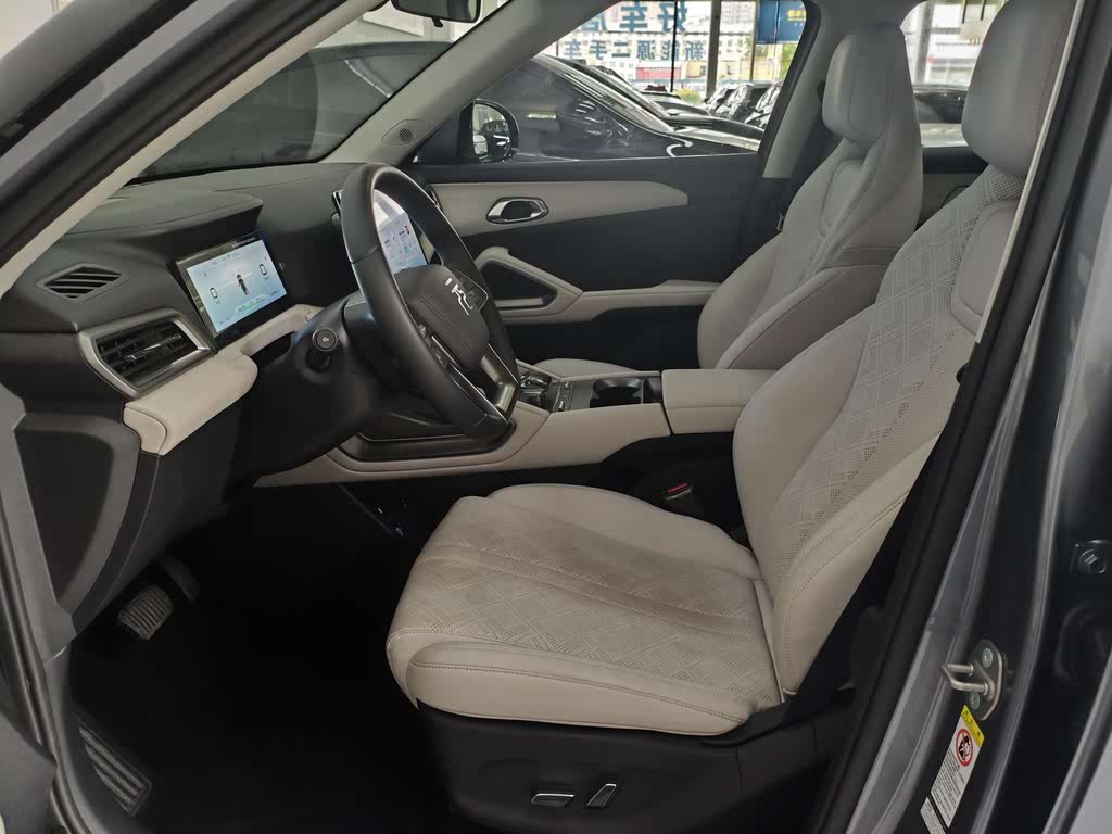 BYD Yuan UP 2025 Smart Edition 401KM Beyond