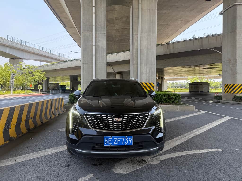 Cadillac XT4 28T Luxury (2WD) 2020 модельного года (рестайлинг)