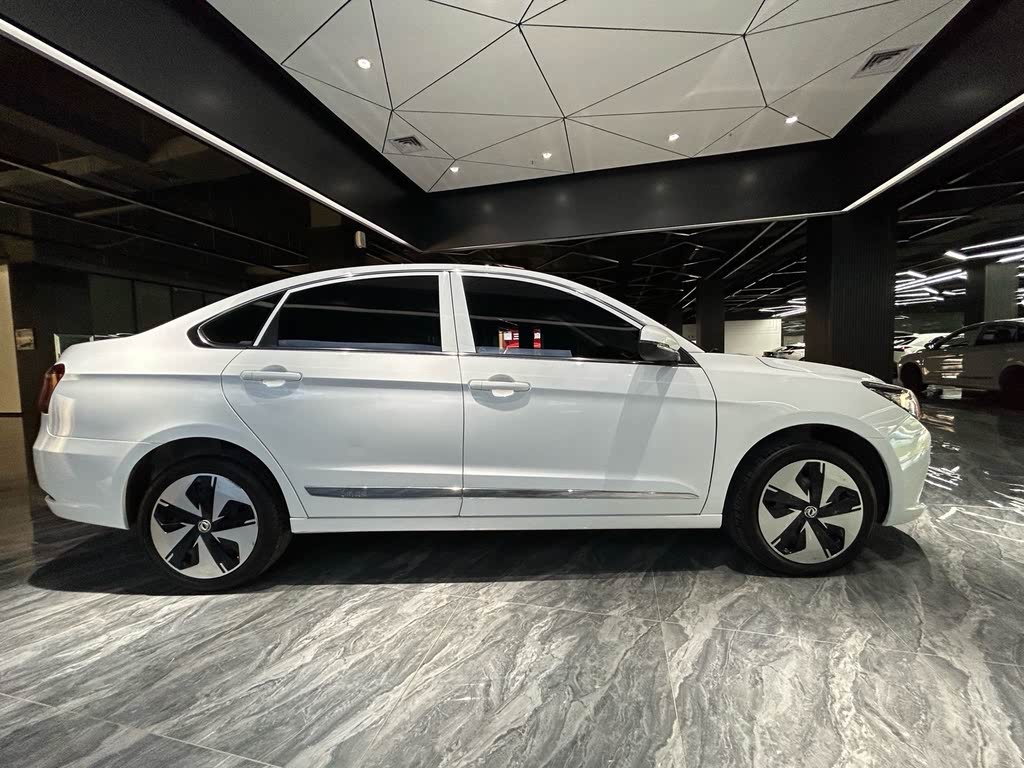 Dongfeng Fengshen E70 2022 500 Chao Xiang Edition