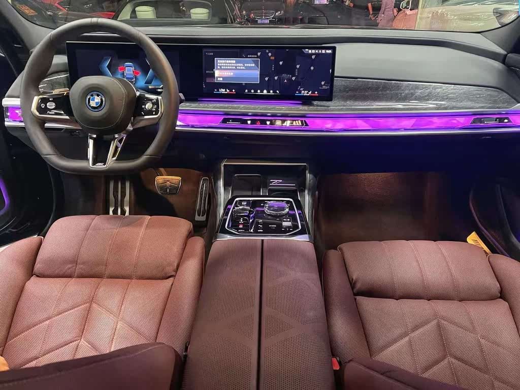 BMW i7 eDrive50L M Sport Package (2023)