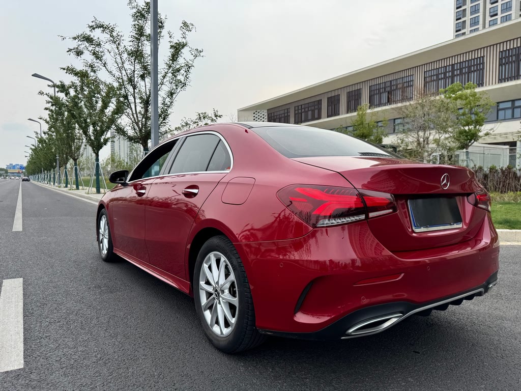 Mercedes-Benz A-Class L Sedan A 200 Fashion Sport 2020