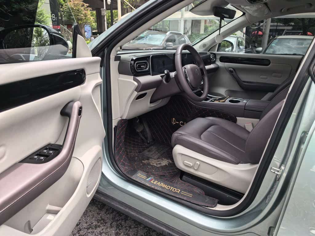 Leapmotor C11 2023 Электромобиль 500 Comfort