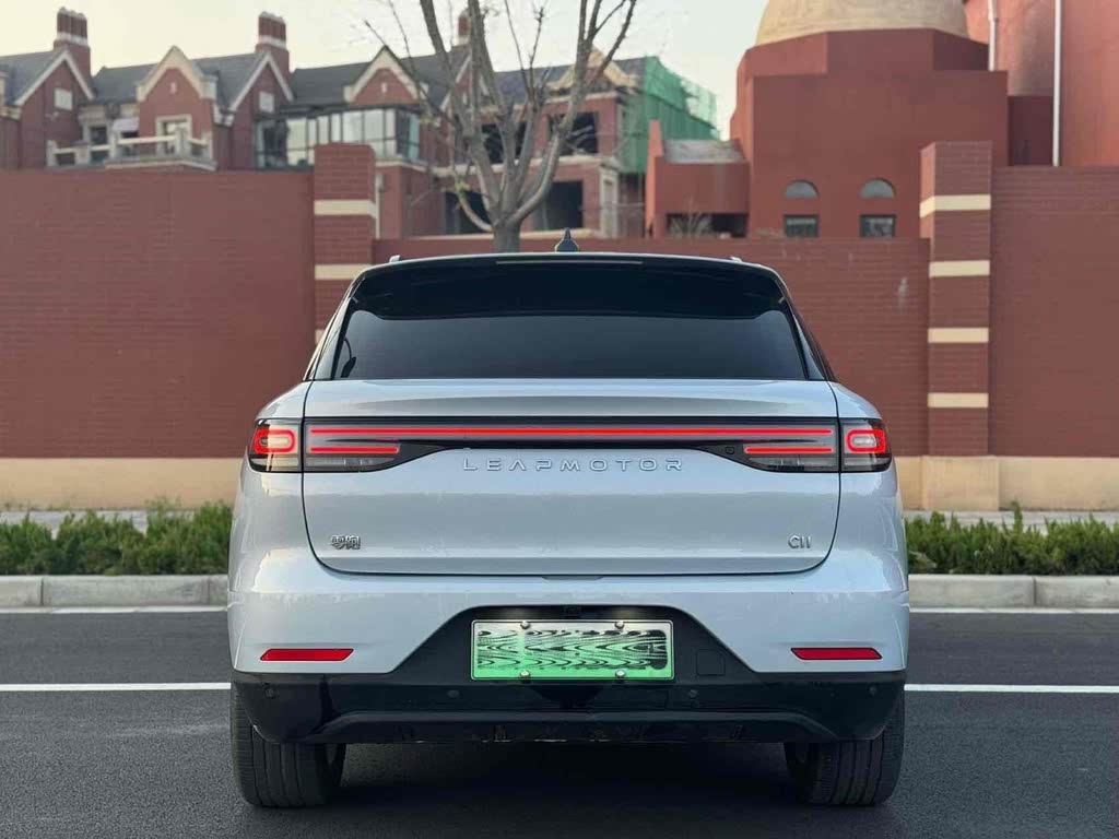 Leapmotor C11 2023 EREV 180 Comfort Edition