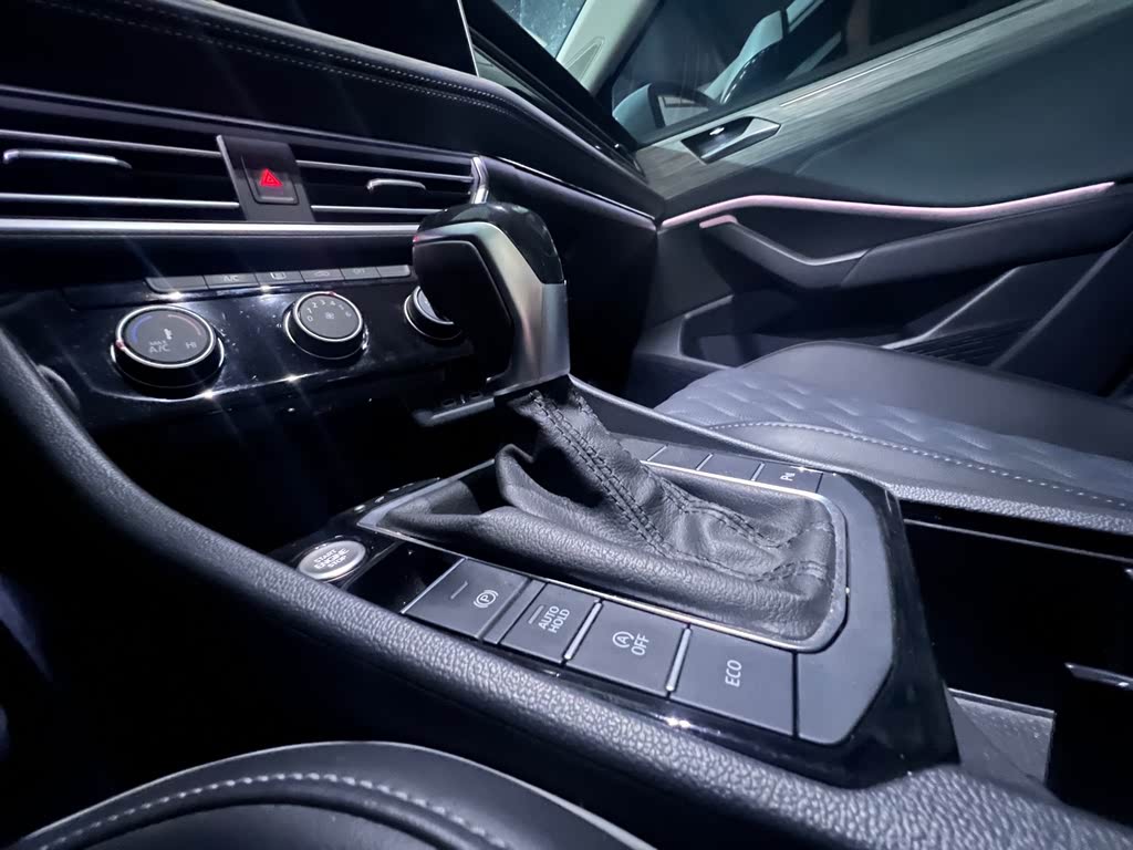 Volkswagen Sagitar 280TSI DSG Beyond 2023