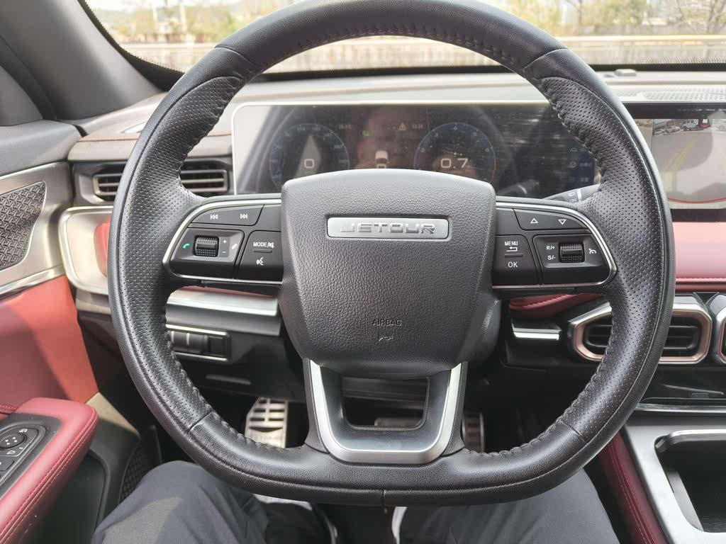 Jetour X70 2022 1.5T DCT Comfort 5-местный