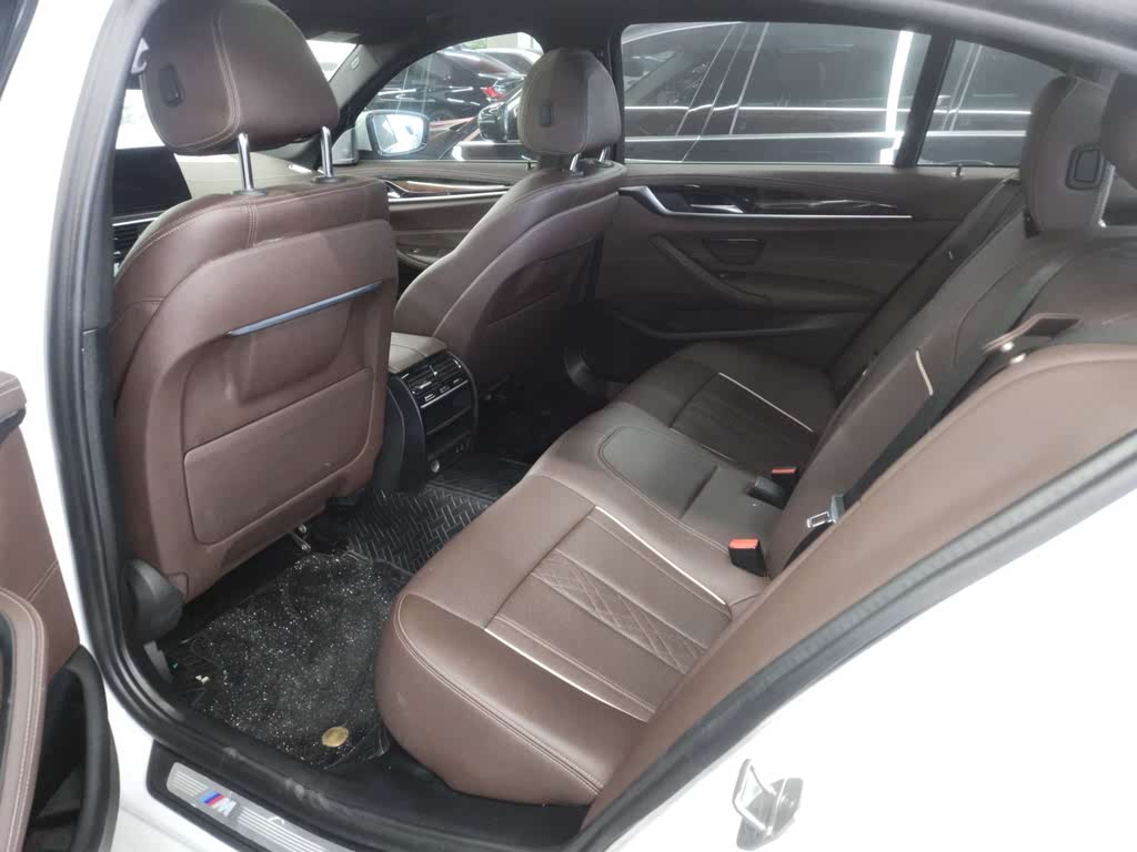 BMW 5 Series 525Li M Sport Package 2021