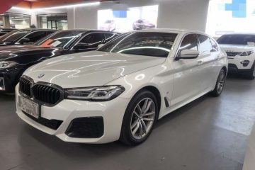 BMW 5 Series 525Li M Sport Package 2021