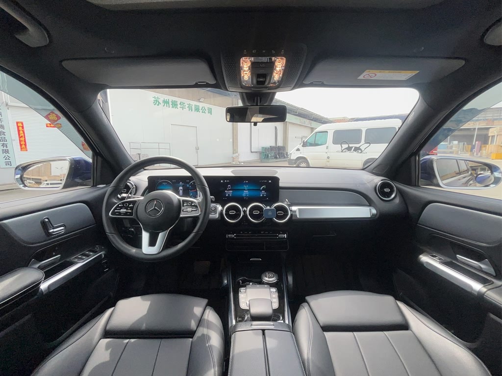 Mercedes-Benz GLB 180 Dynamic 2021