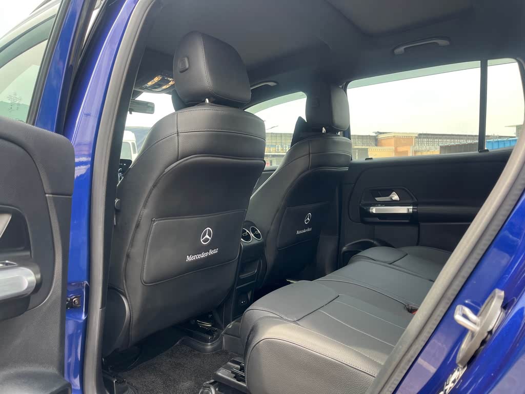 Mercedes-Benz GLB 180 Dynamic 2021
