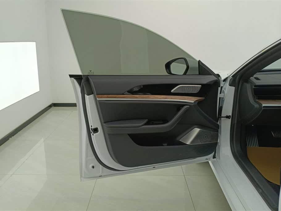 Neta S 2022 Extended-Range Version 1160km Rear-Wheel Drive Mid-Range