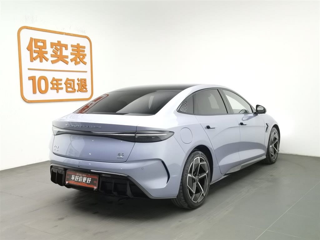 BYD Seal 2022 650 км, полноприводная версия Performance
