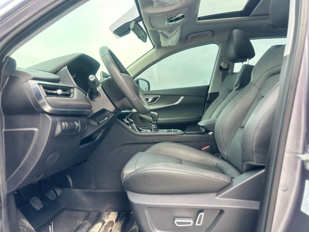 Chery Tiggo 8 2022 1.5T MT Special Edition 5 seats