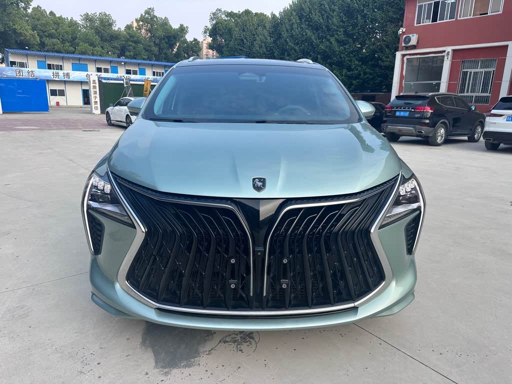Forthing Yacht 2022 1.5T DCT Wave Edition