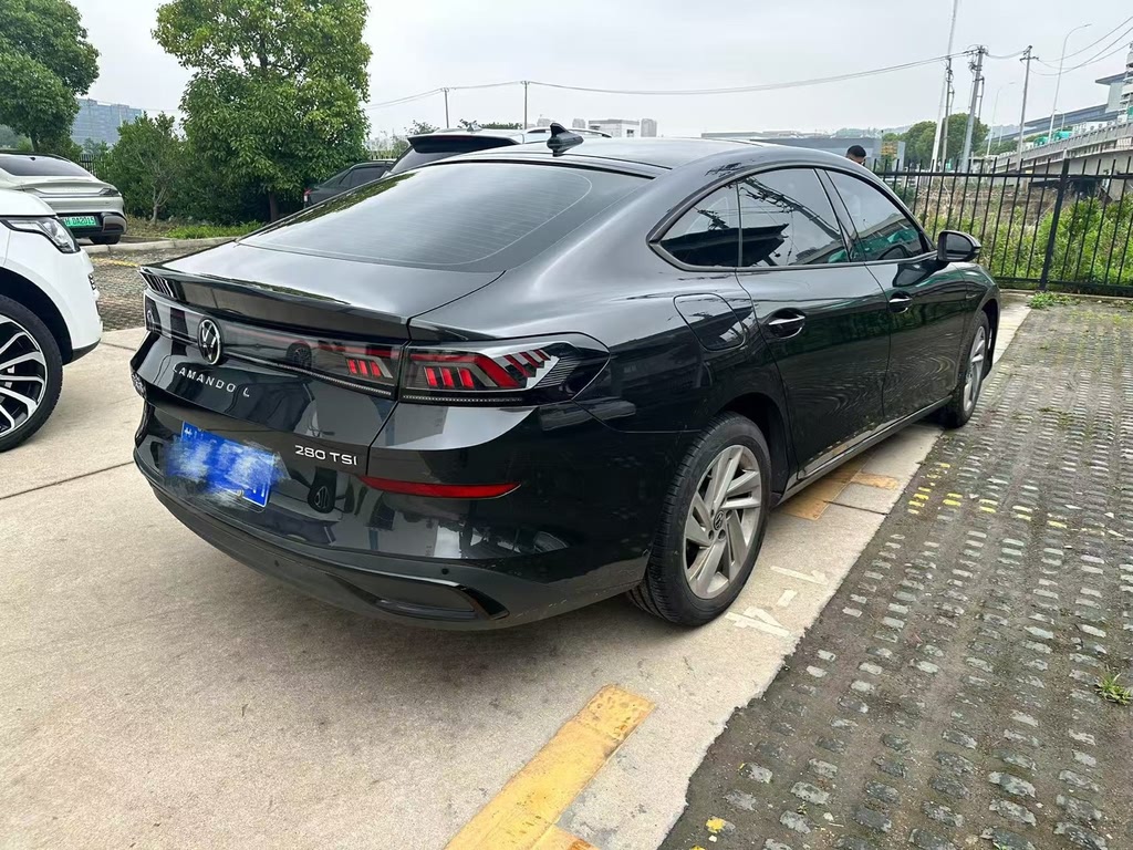 Volkswagen Lavida L 280TSI DSG Spicy Edition (2022)
