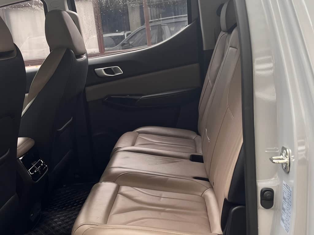 Changan Hunter 2024 Knight Edition Flagship, двухмоторный, полный привод, стандартная кабина