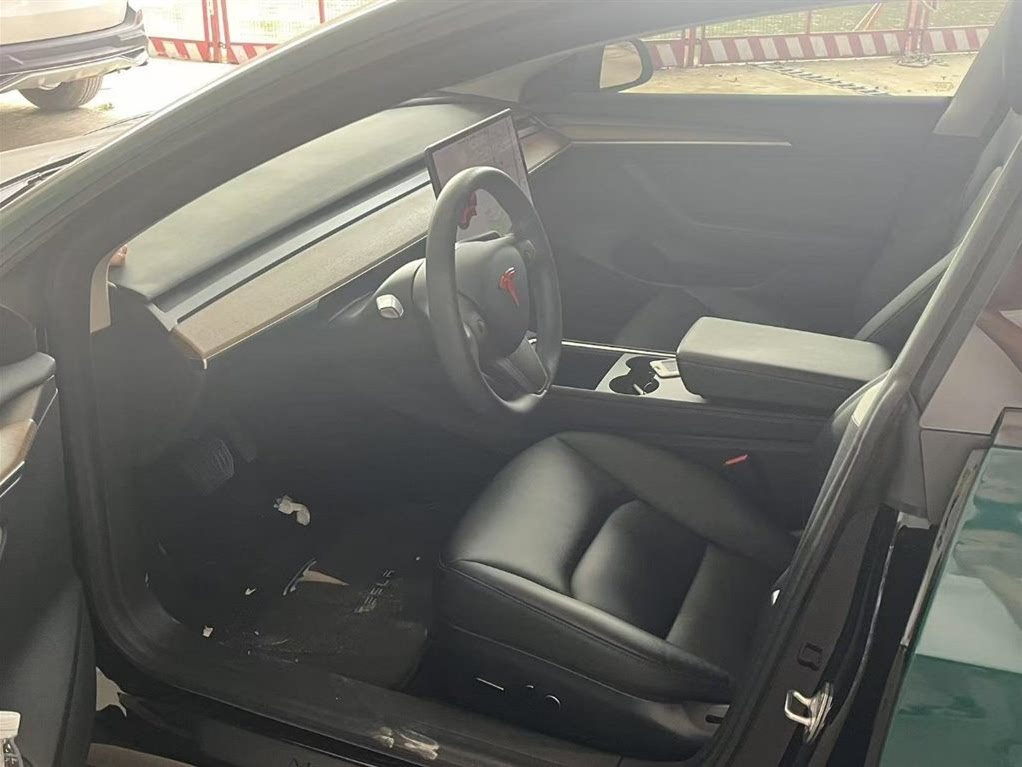 Tesla Model 3 Standard Range RWD (обновленная версия, 2021 год)