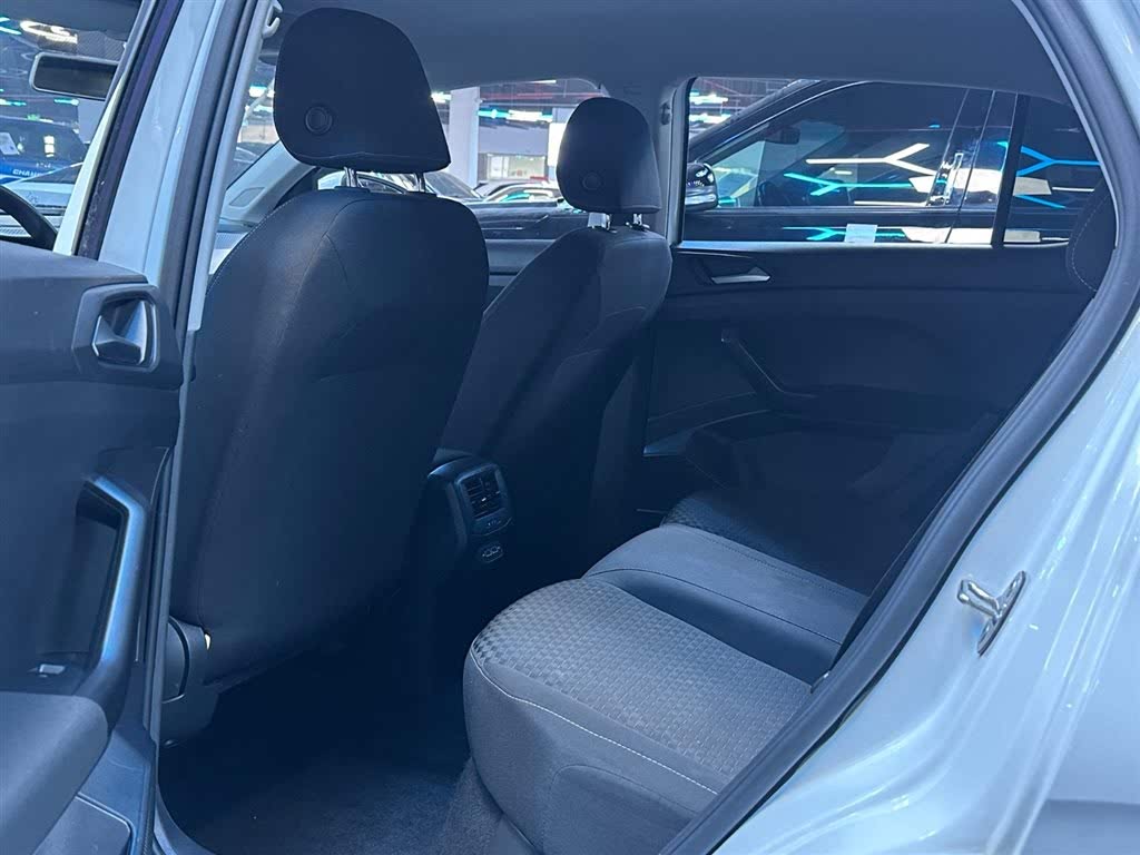 Volkswagen Tanying 2021 1.5L AT Smart Connect