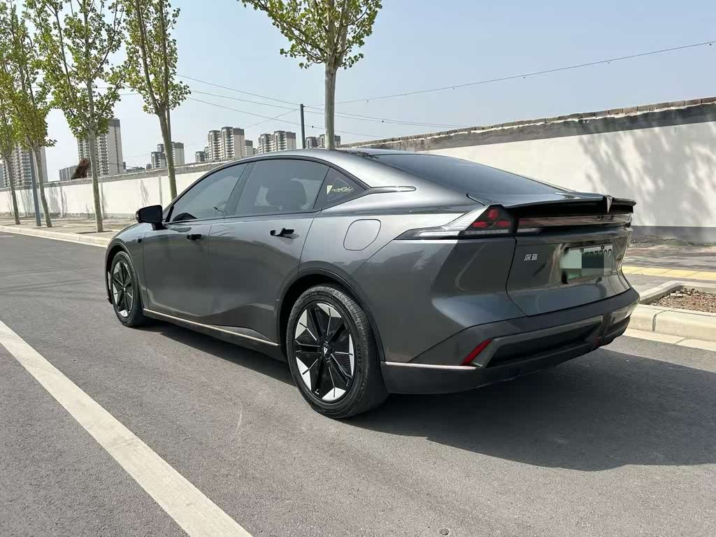 Changan Shenlan SL03 2022 1.5L 1200 Extended Range