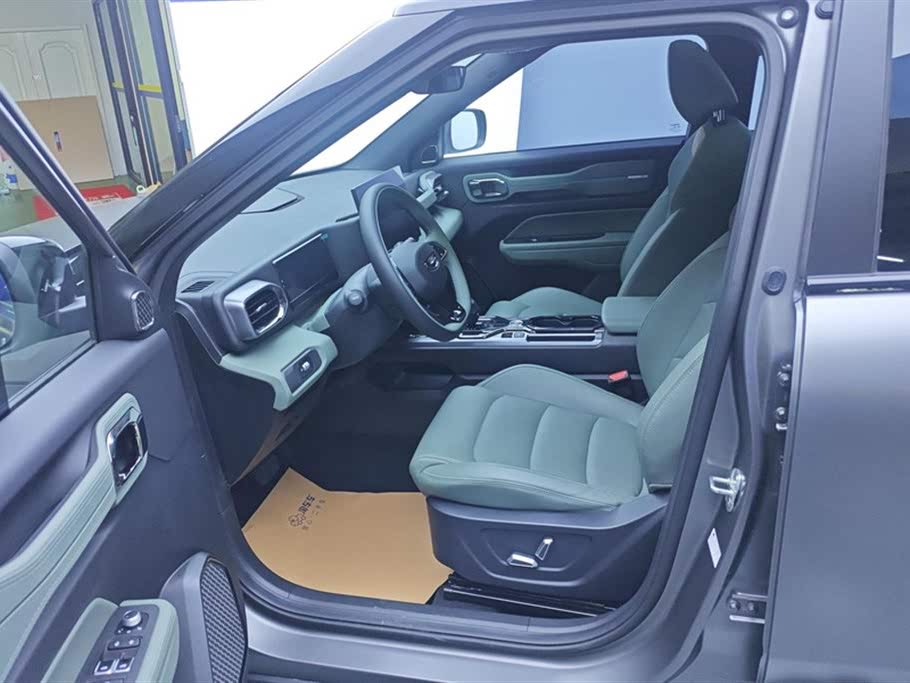 Geely Cowboy 2025 1.5TD Fun Wild Edition