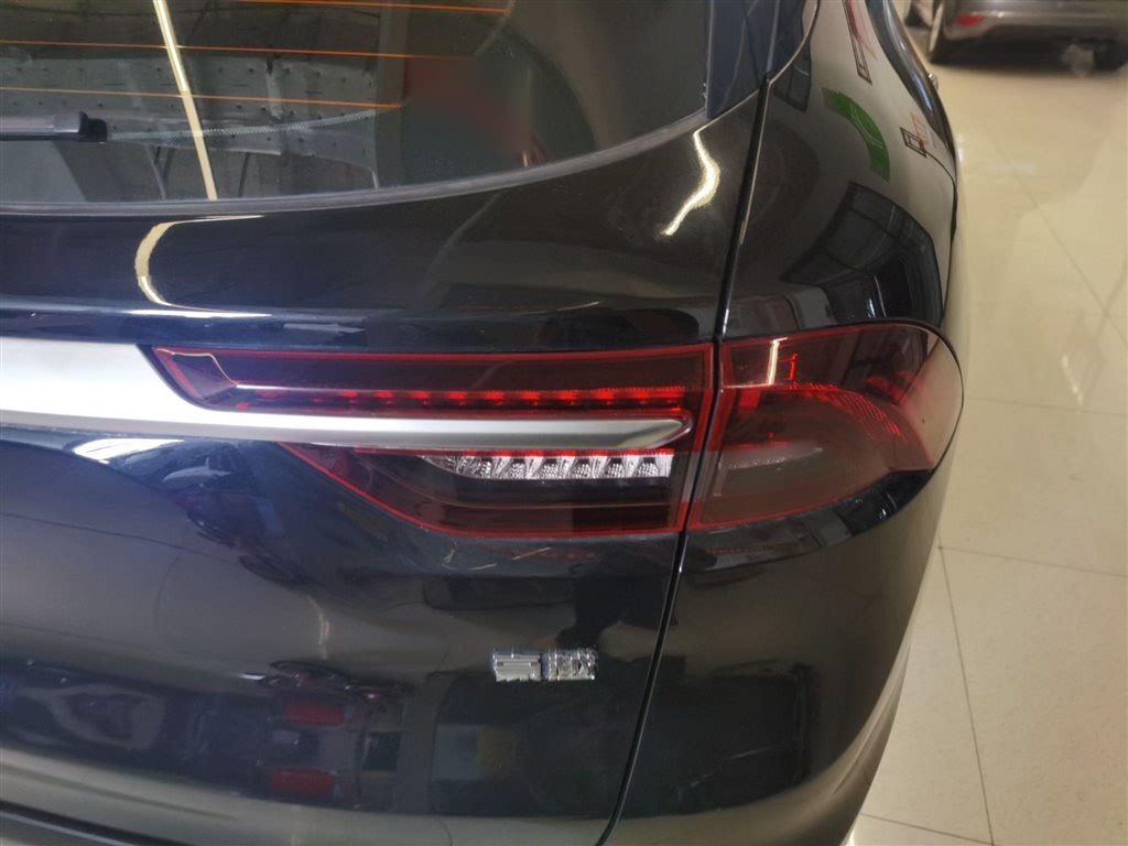 Geely HaoYue 2020 1.8TD DCT Luxury 5-местный