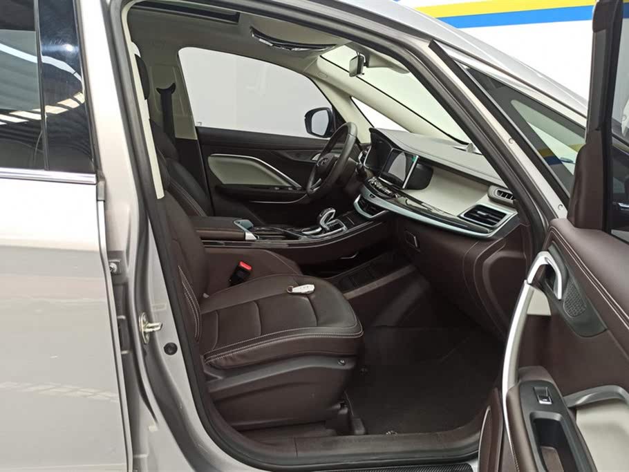 Jiaji 2021 1.8TD DCT Comfort