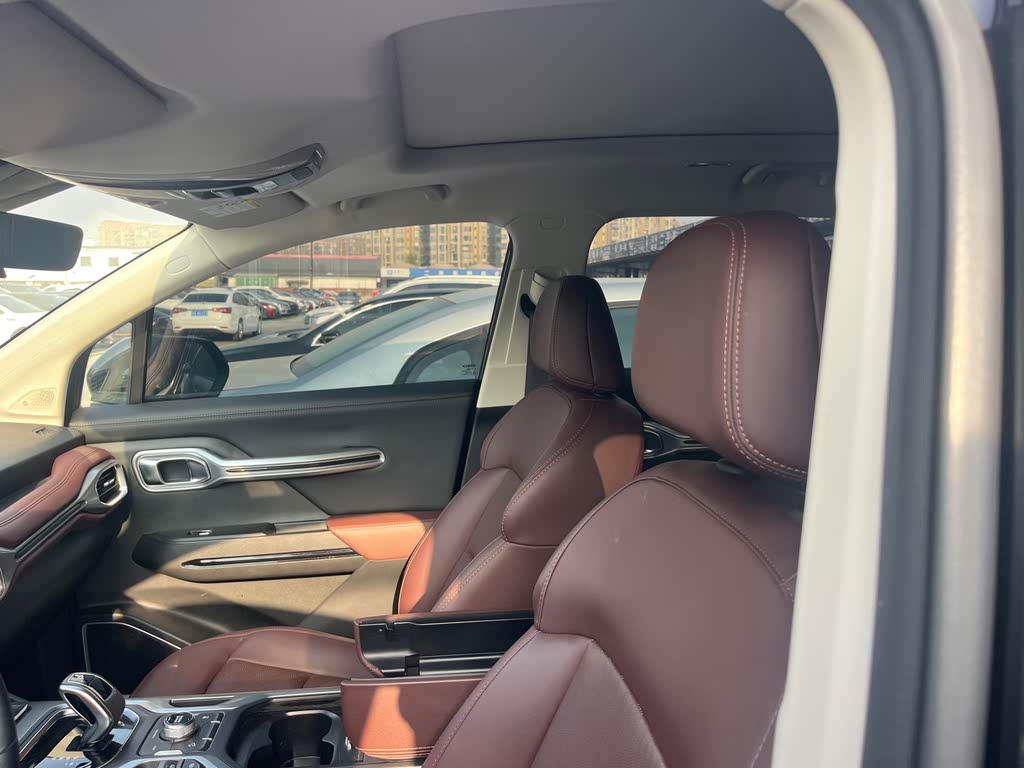 Geely HaoYue 2022 1.8TD AT Comfort 7-местный