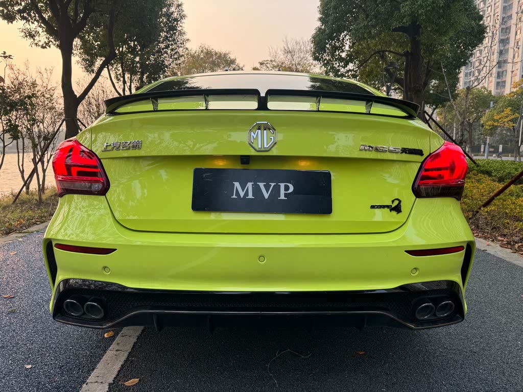 MG 5 Scorpio 1.5T Luxury 2022
