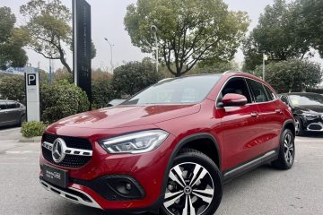 Mercedes-Benz GLA 200 2022 года