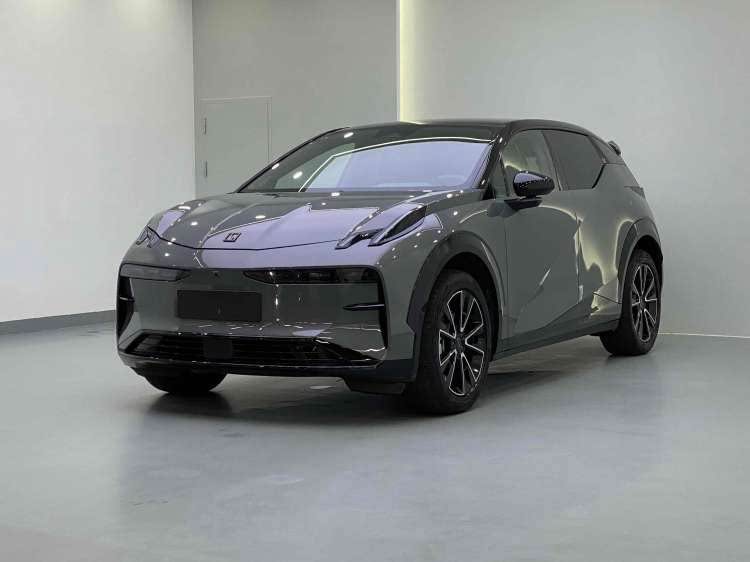 Zeekr X 2024, 4-местная заднеприводная версия