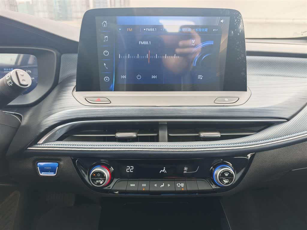 Buick Velite 6 2024 430 km Luxury Edition