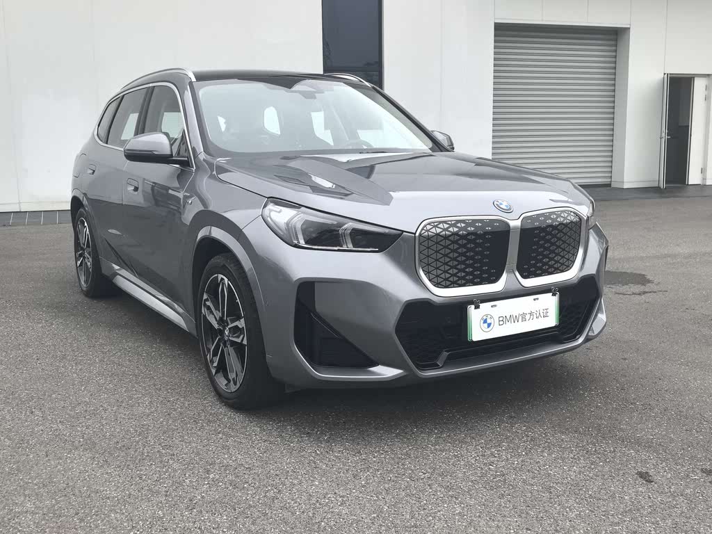 BMW iX1 eDrive25L M Sport Package 2023