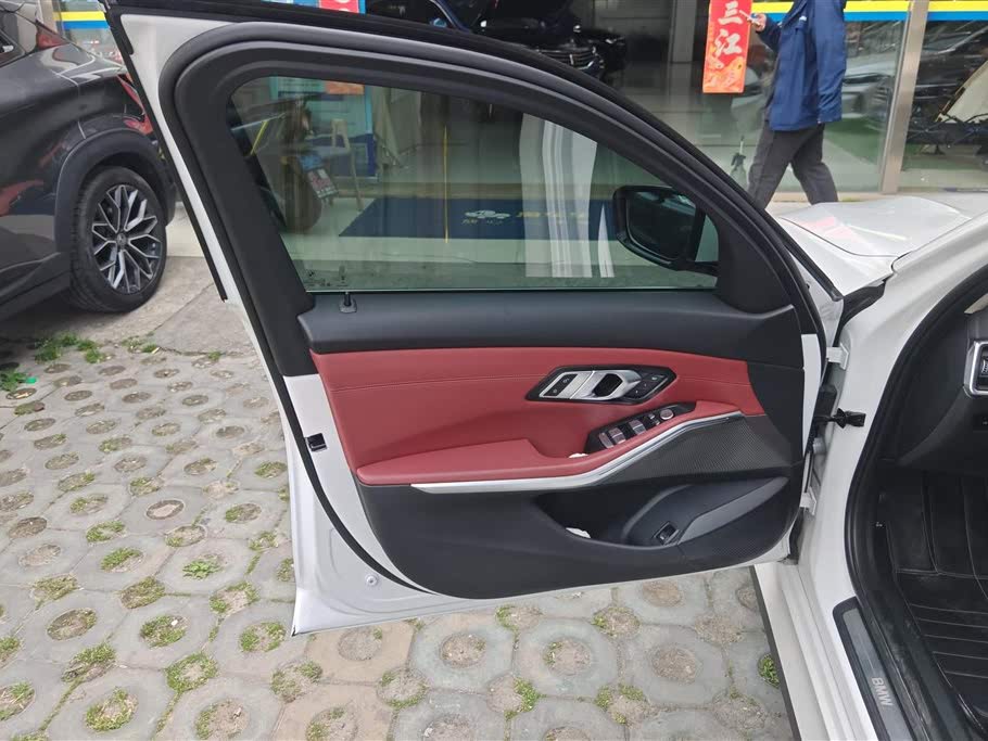 BMW i3 eDrive35L (2022)