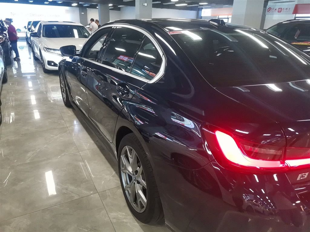 BMW i3 eDrive35L 2022
