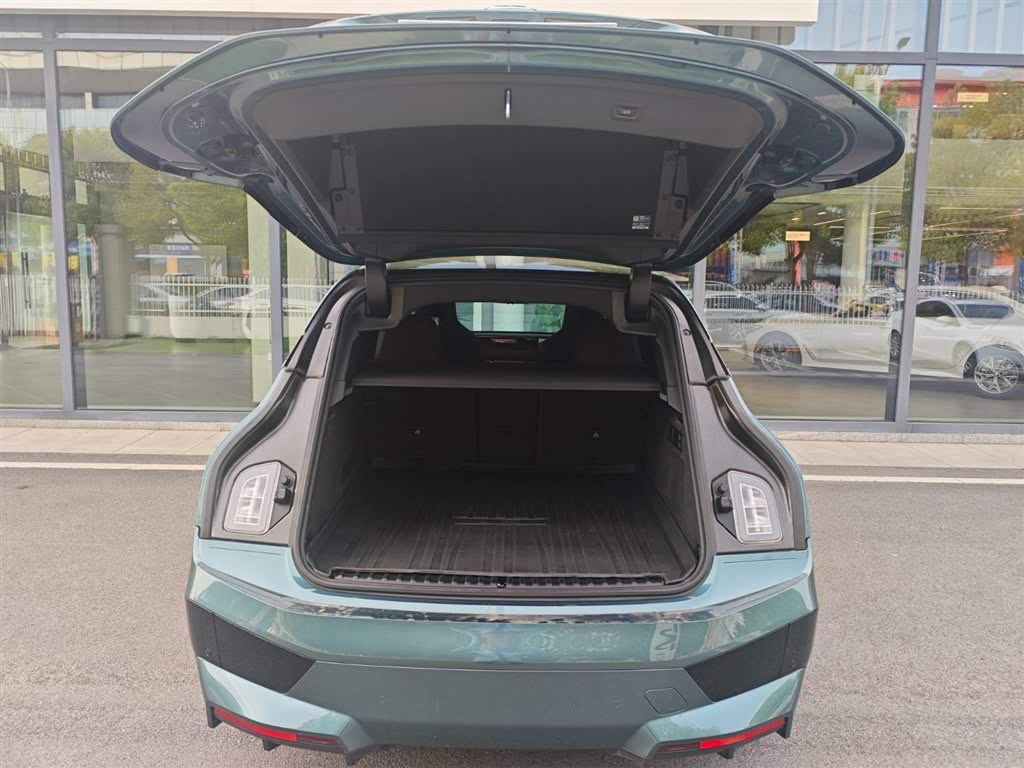 BMW iX xDrive40 2022 года