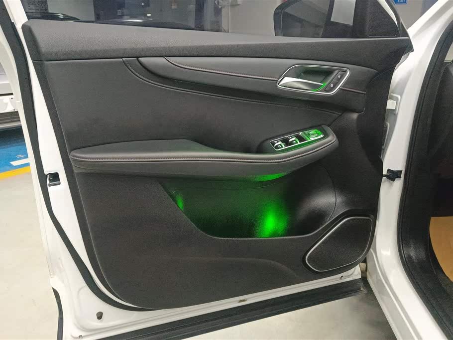 MG HS 2020 20T AT Luxury (2WD) VI