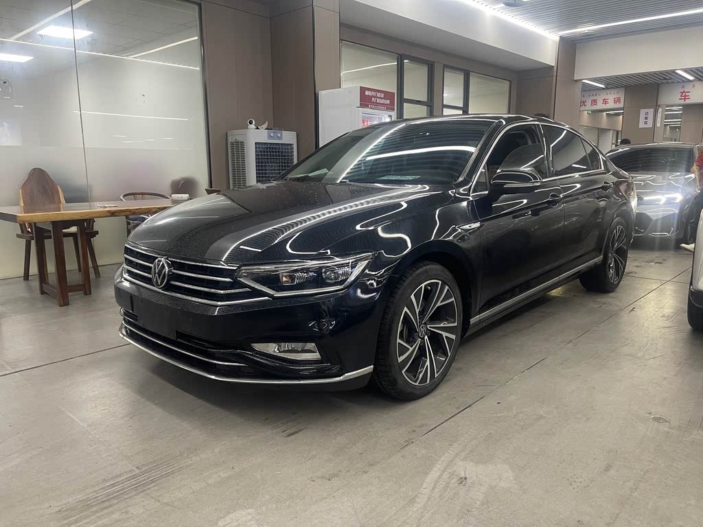 Volkswagen Magotan 2021 330TSI DSG Юбилейная версия, посвященная 30-летию