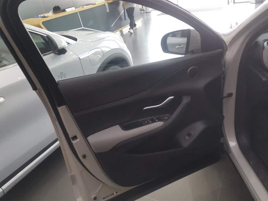 BYD Seal 05 DM-i 120KM Flagship (2025)