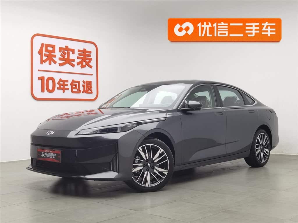 Компактный автомобиль (c-segment) Deepal Qiyuan A05 2024 145 Max (2025)