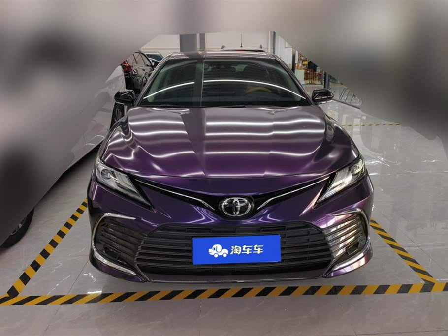 Toyota Camry 2021 2.0G Luxury