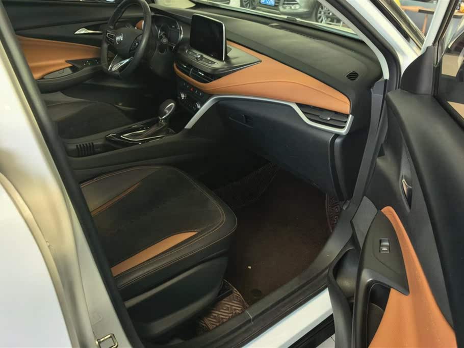 Encore 2020 20T CVT Luxury