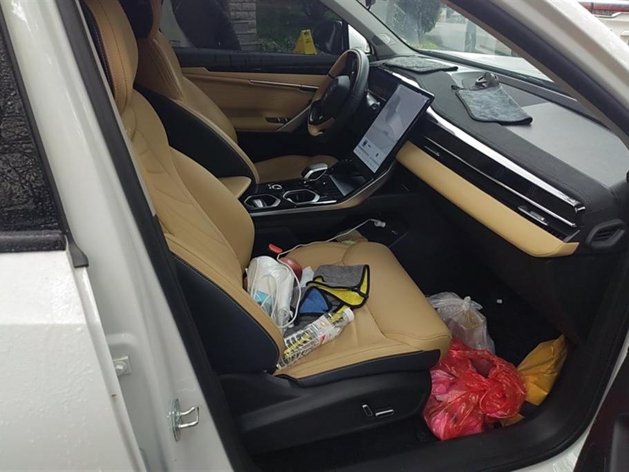 Geely Boyue L 2023 2.0TD DCT Premium