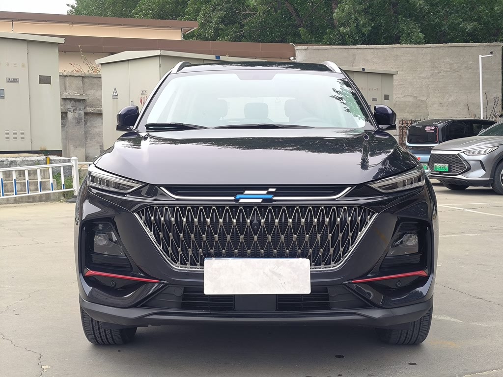 Changan Oshan X7 Plus 1.5T Blue Whale Edition Automatic Zhi Zun 2022