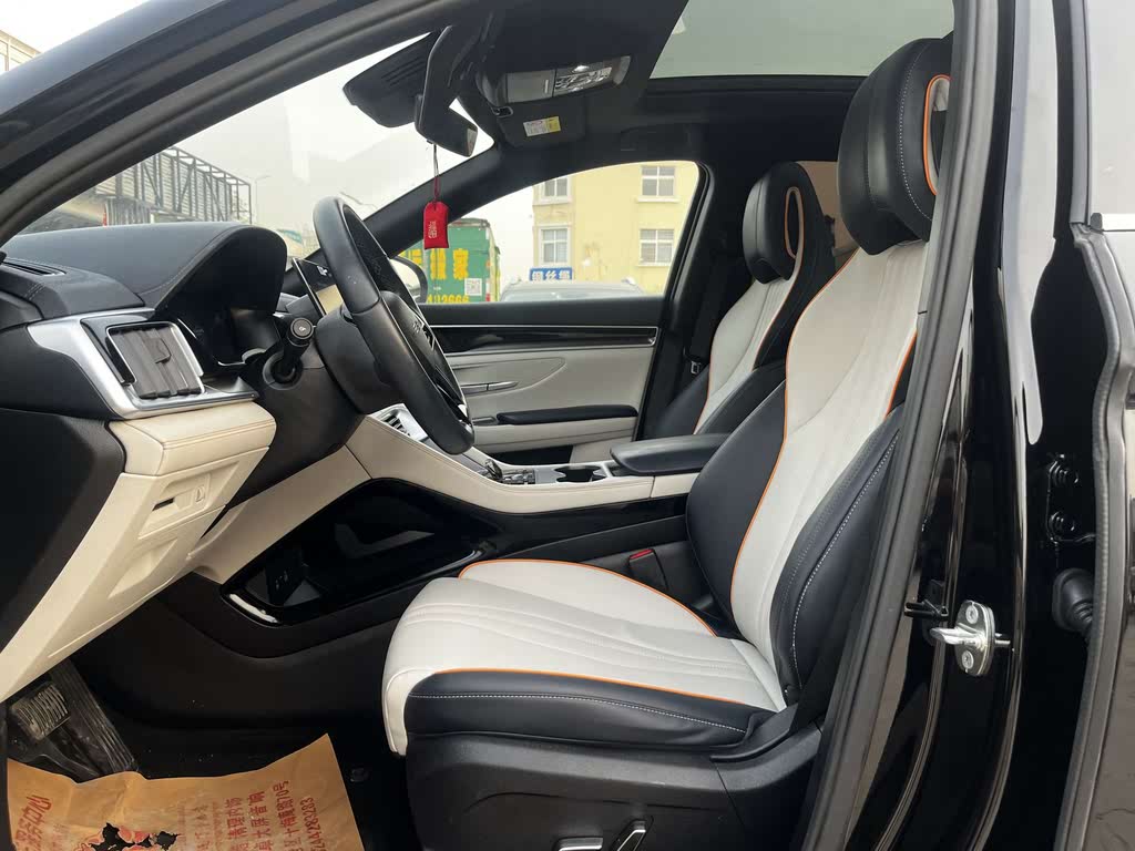 Song PLUS New Energy 2023 Champion Edition EV 520KM Luxury