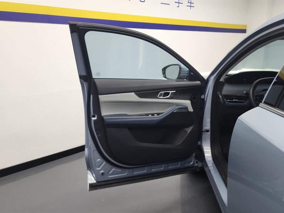 Changan UNI-K iDD 2022 1.5T (130 км) Prestige