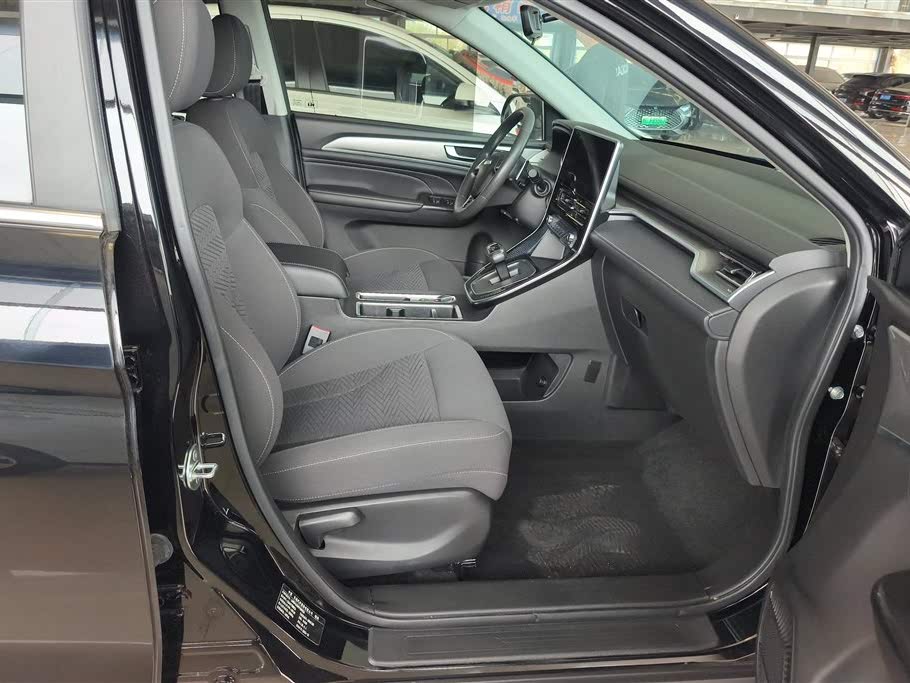 Haval M6 2023 PLUS 1.5T DCT Intelligent Connect Elite