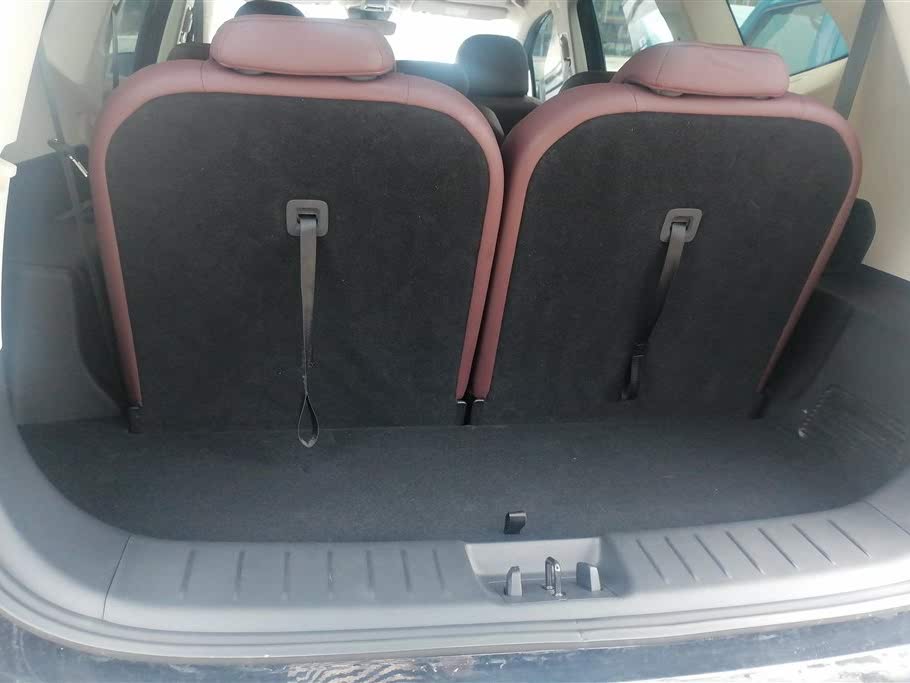 Geely Haoyue 2022 1.8TD AT Luxury 7-seater