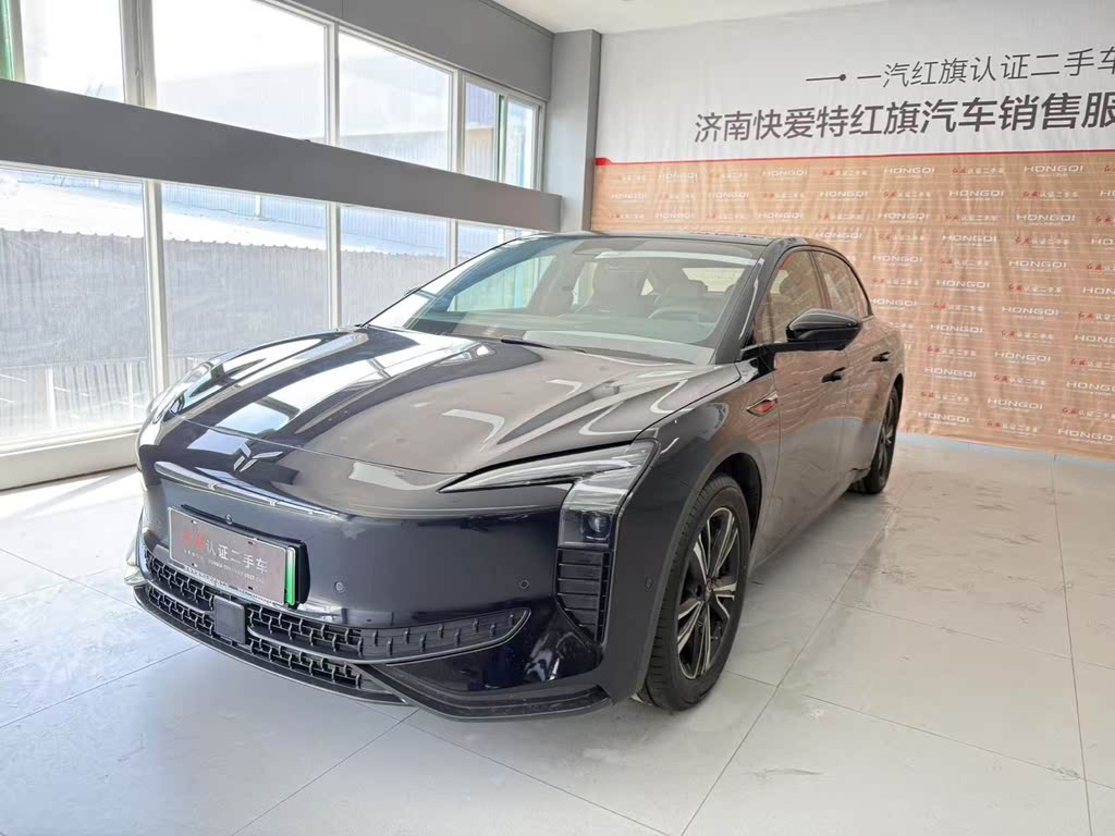 Hongqi EH7 690 Pro 2024