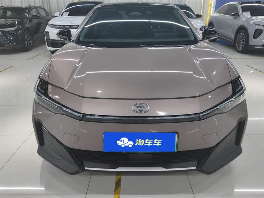 Toyota bZ3 2023 Long Range Premium (616 км)