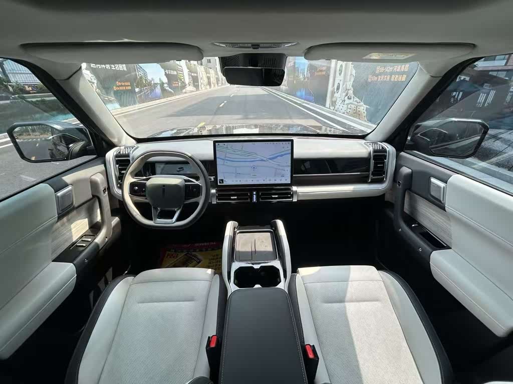 Chery iCAR 03 2024 Long Range с задним приводом, запас хода 501 км