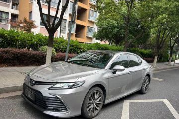 Toyota Camry 2021 2.5G Premium